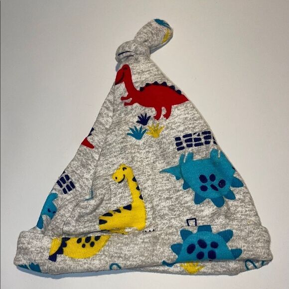 Two baby hats and an unopened baby onesie - Picture 5 of 6